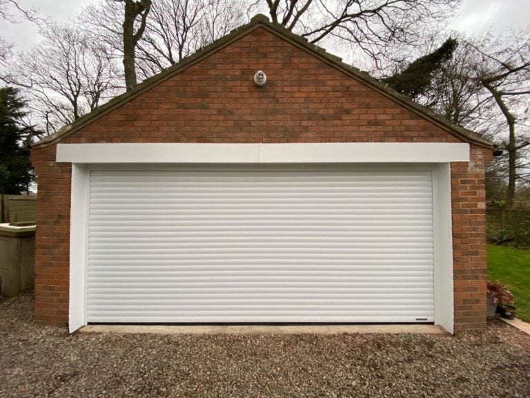 Hörmann Roller Garage Door In White